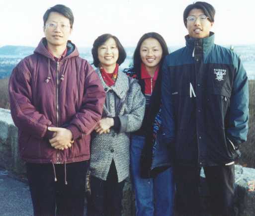 Dad, Mum, Me, Bro